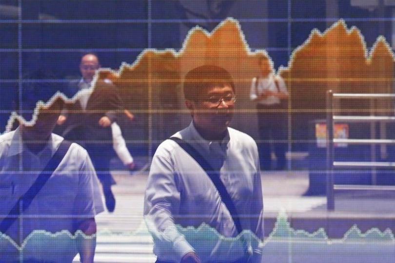 Nikkei 225 يغلق على ارتفاعات محدودة